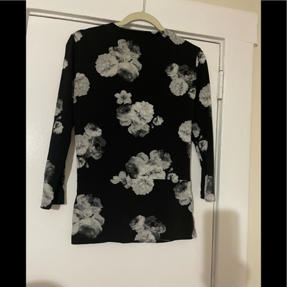 Ellen Tracy Black Floral 3/4 sleeve Top Size X-Small - Picture 11 of 11